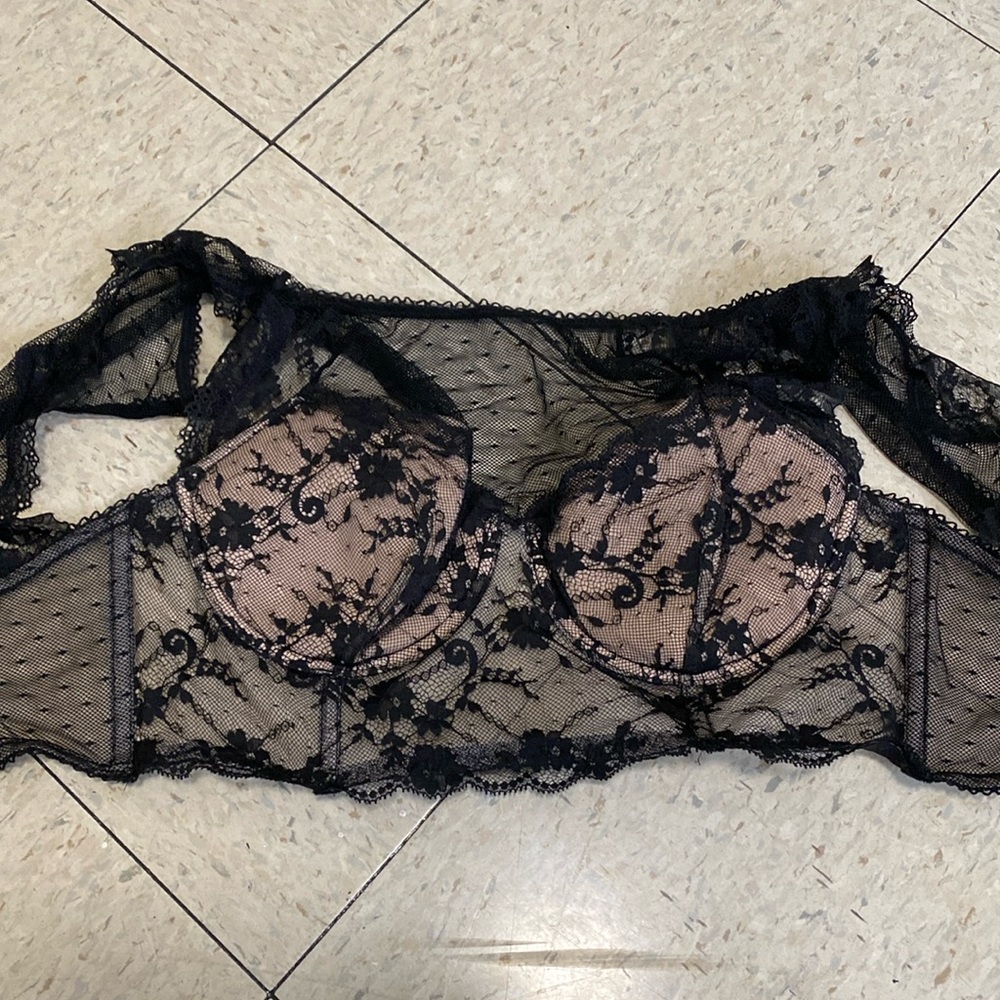 Victoria's Secret Black and Nude Lace Bra Top Demi 34DD